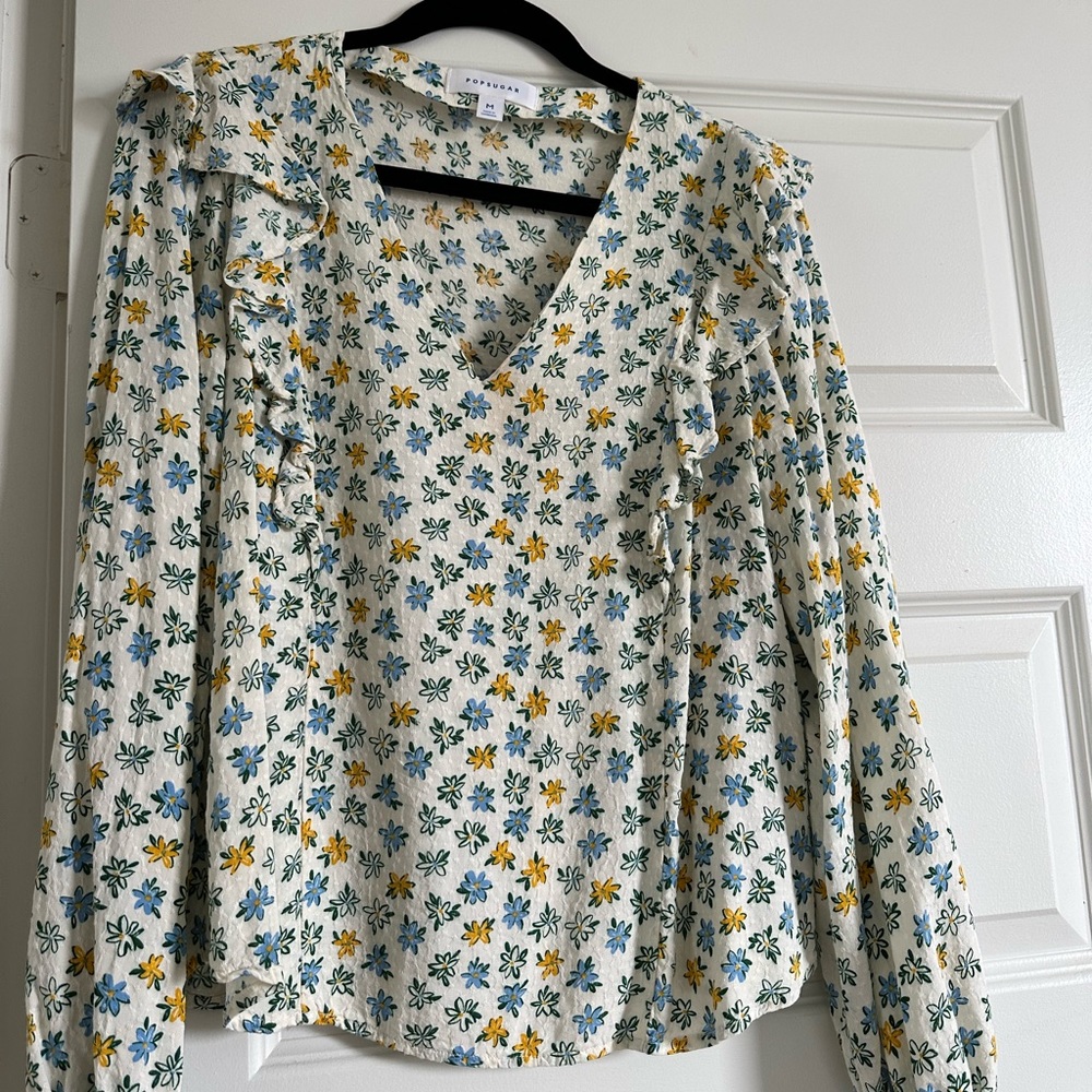 Women’s floral blouse size medium